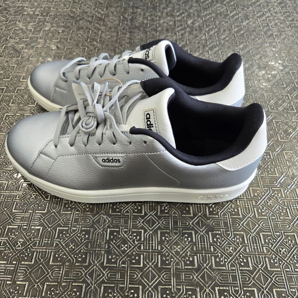 🐢 Adidas Urban Court Tennis Silver Sneakers Women Size 9 NEW - Picture 7 of 14